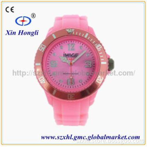 2013 new arrived fashion silicone watch